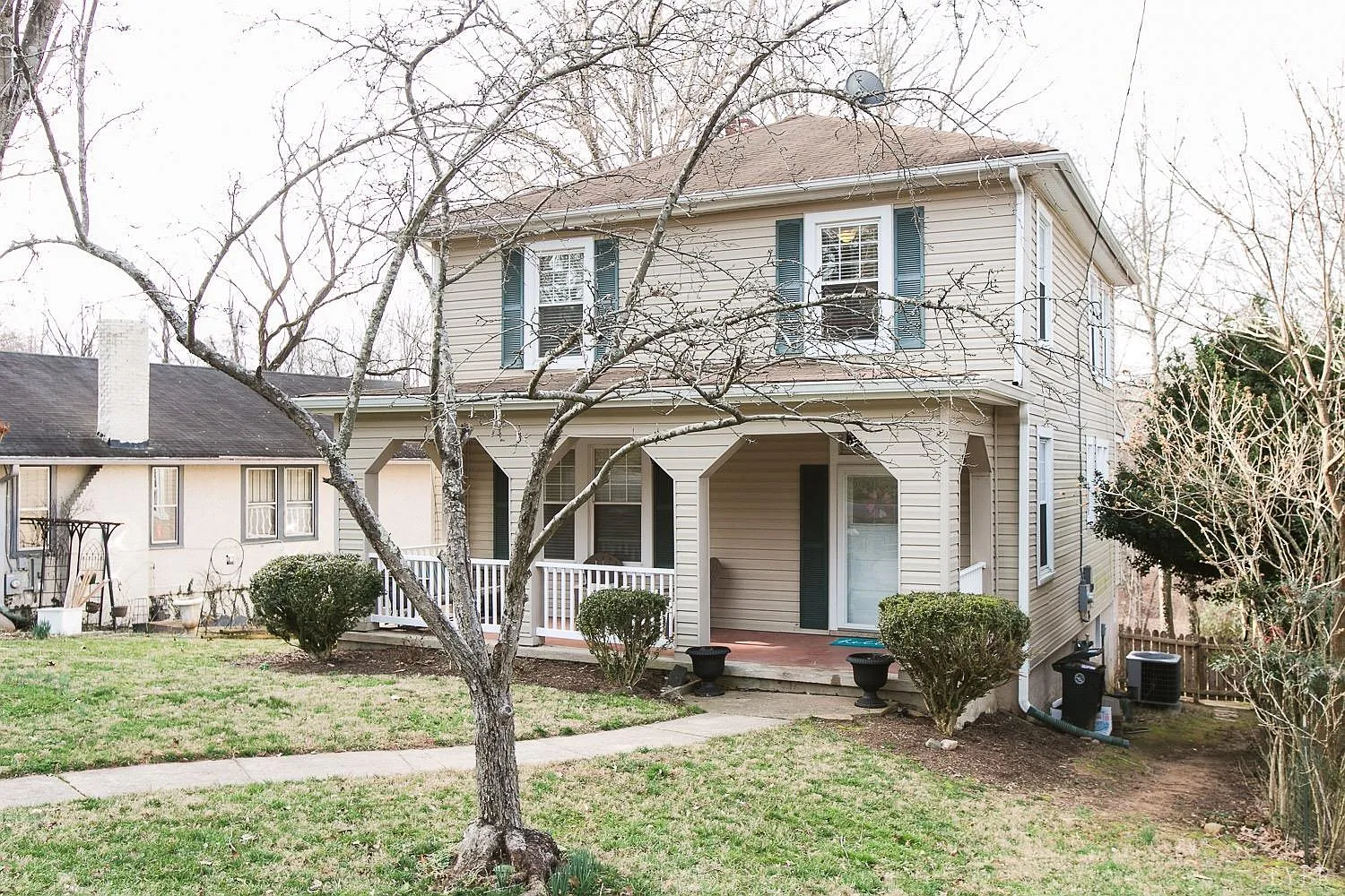 5A Adele St photo 1
