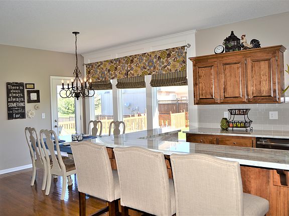 Light and bright kitchen