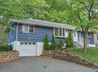 227 Rafkind Rd, Bloomingdale, NJ 07403