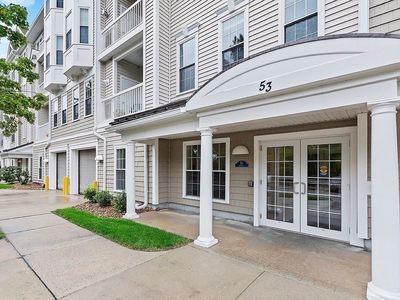 53 Bartlett Way #102, Waltham, MA, 02452