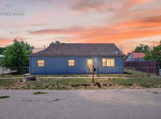 505 2nd Ave, Deer Trail, CO 80105
