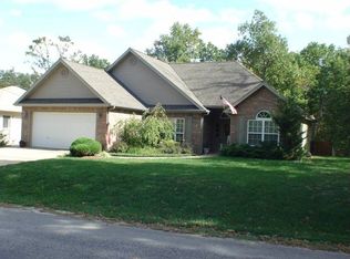 4 Melbourn Dr, Bella Vista, AR 72714