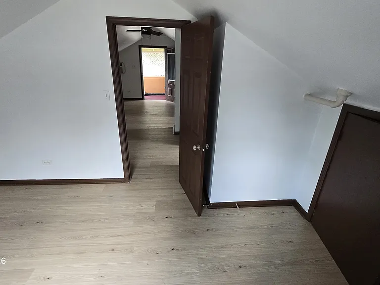 420 Davison St #2 — Photo 12