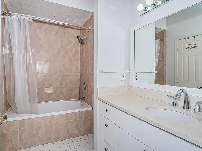 800 S Dakota Ave #240 — Photo 20