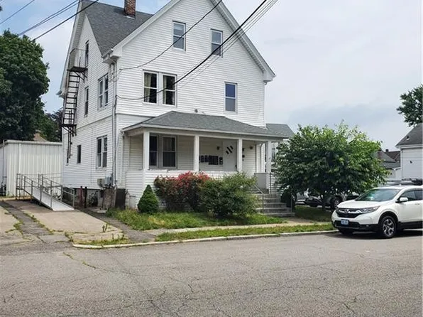 28-32 Mary Ave, East Providence, RI 02914