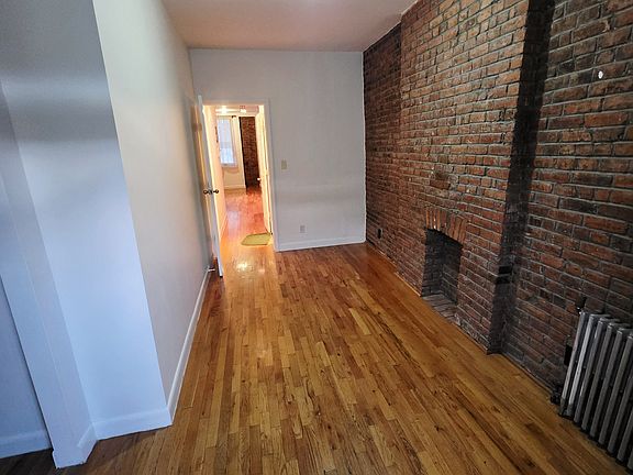 4th image of 340 Atlantic Ave APT 2R