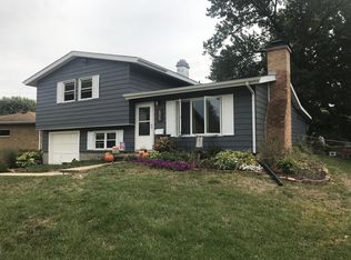 1505 E Le Fevre Rd, Sterling, IL 61081