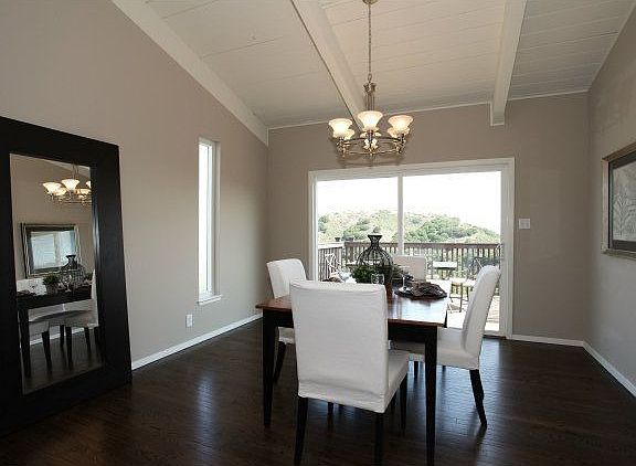 5th image of 3639 Hillcrest Dr