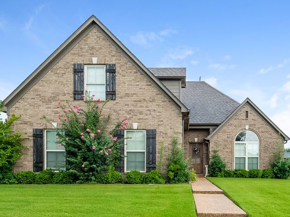 3077 Pinetree Loop North Cv