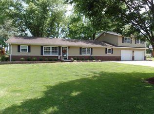 1410 Perkins Rd, Eldorado, IL 62930