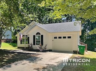 1831 Teddington Dr, Charlotte, NC 28214