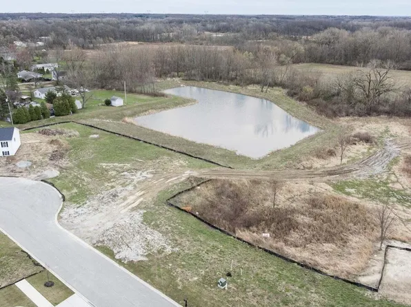 6633 W 160th Pl, Lowell, IN 46356