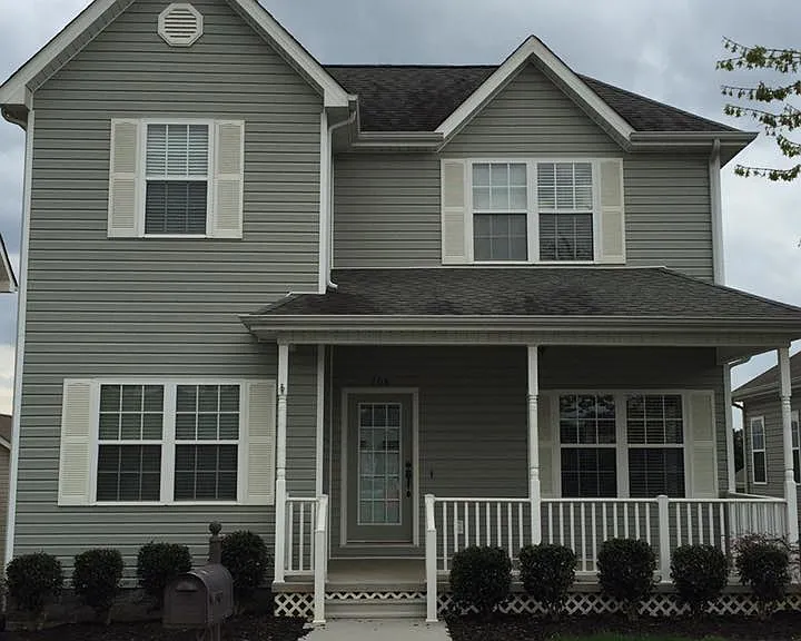 708 Stratford Ave — Photo 1