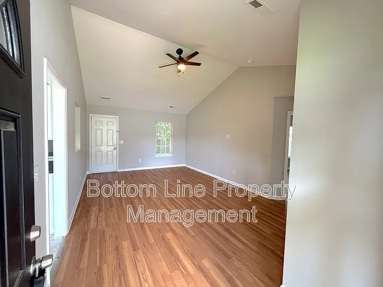 5503 Windy Valley Dr — Photo 2