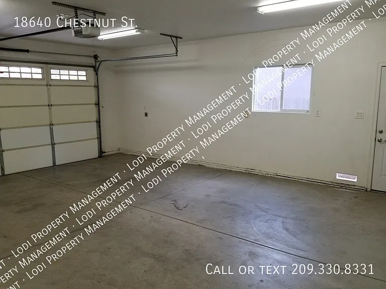 18640 Chestnut St — Photo 21