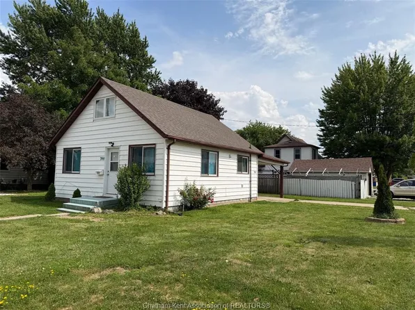 700 Wallace St, Chatham Kent, ON N8A 1K2