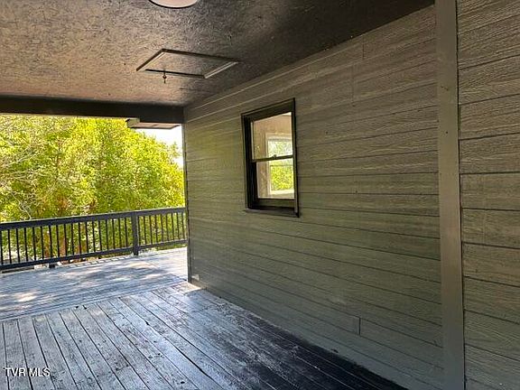 3rd image of 371 Jonesboro Dr