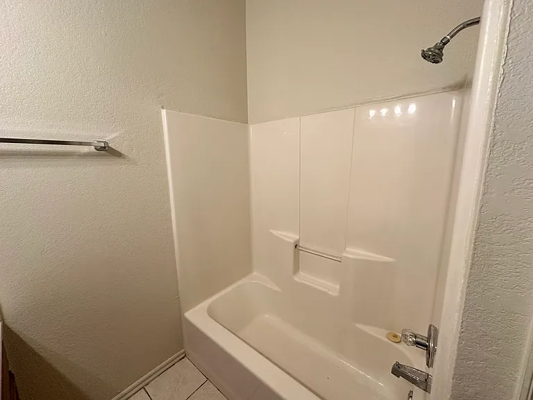 3201 Conestoga Dr #B — Photo 22