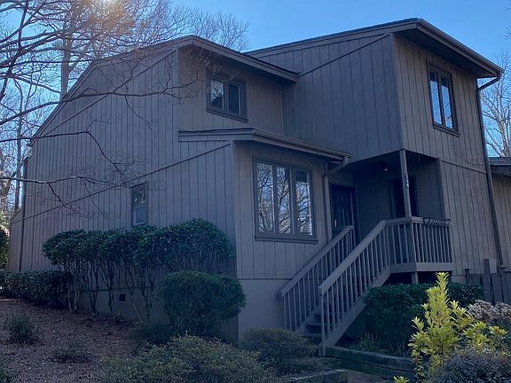 2nd image of 146 Ingleoak Ln