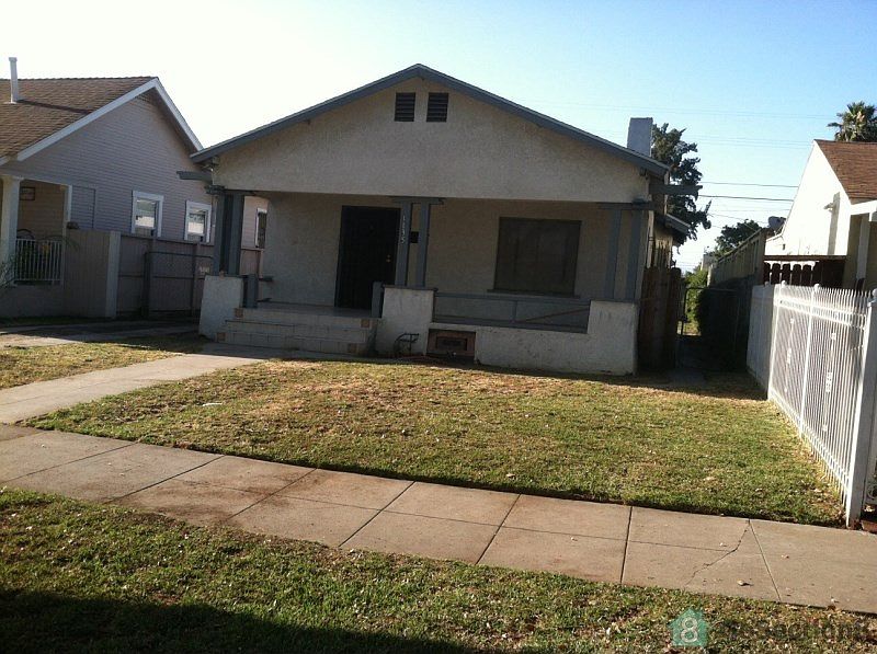 1st image of 1135 W 70th St