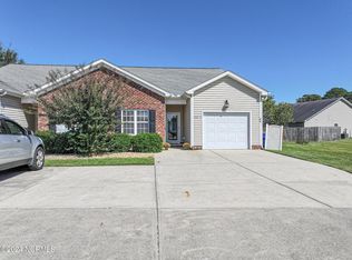 1401 Oak Ridge Ct #B, Greenville, NC 27834