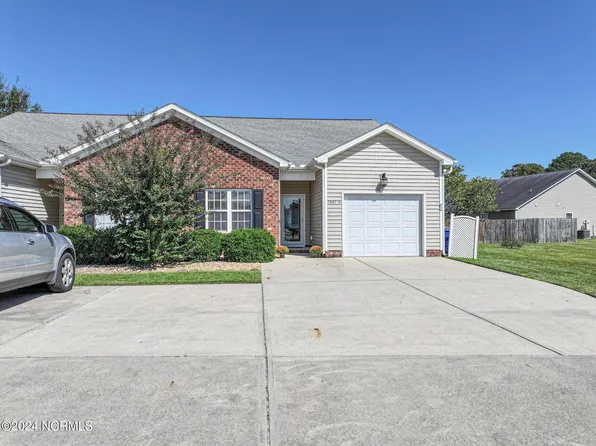 1401 Oak Ridge Court #B, Greenville, NC 27834