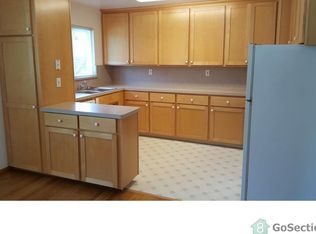 111 E Creek Dr, Menlo Park, CA 94025