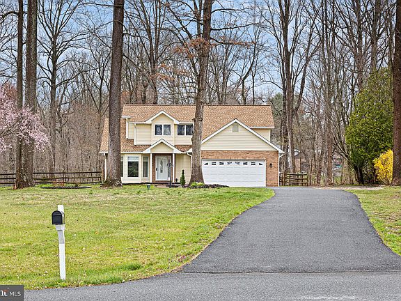 2nd image of 234 Waterford Dr