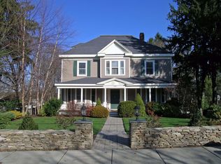390 Dedham St, Newton, MA 02459