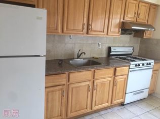 7552 197th St #2, Fresh Meadows, NY 11366