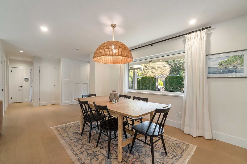 North Vancouver Apartment for rent - 3 Bedrooms — photo 14