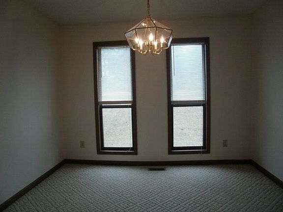 5th image of 6178 N Summers Cir