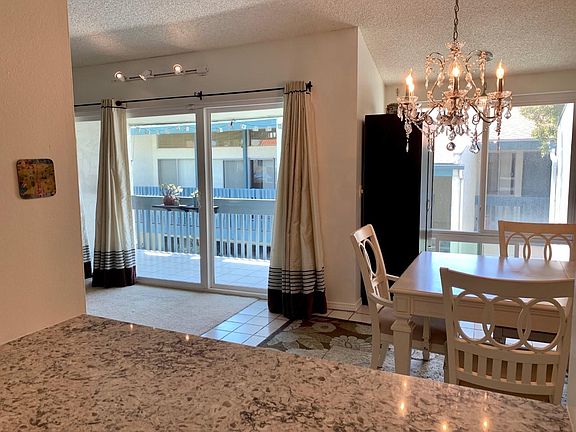 4th image of 613 S Prospect Ave Unit 201