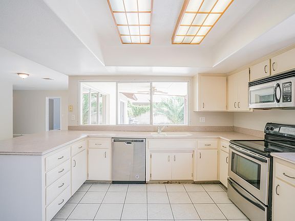2nd image of 4821 W Las Palmaritas Dr