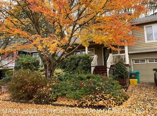 536 SE 59th Ct, Portland, OR 97215