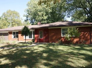 122 W Central Way, Pendleton, IN 46064