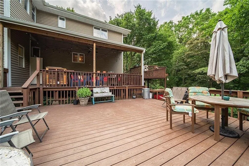 821 S Summit Dr — Photo 3