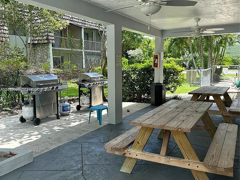 3105 Oakland Shores Dr #J205 — Photo 7