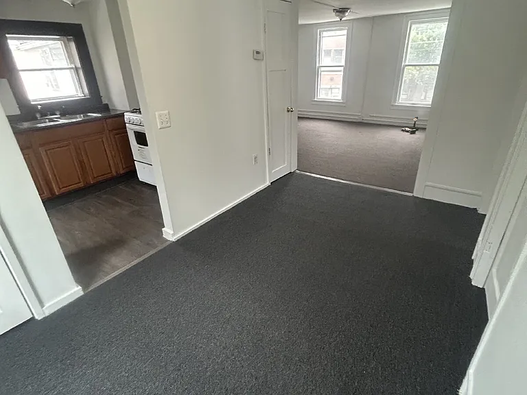 9 Hawthorne St #2 — Photo 13
