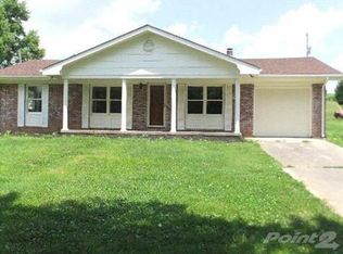 2804 Irvine Rd, Winchester, KY 40391