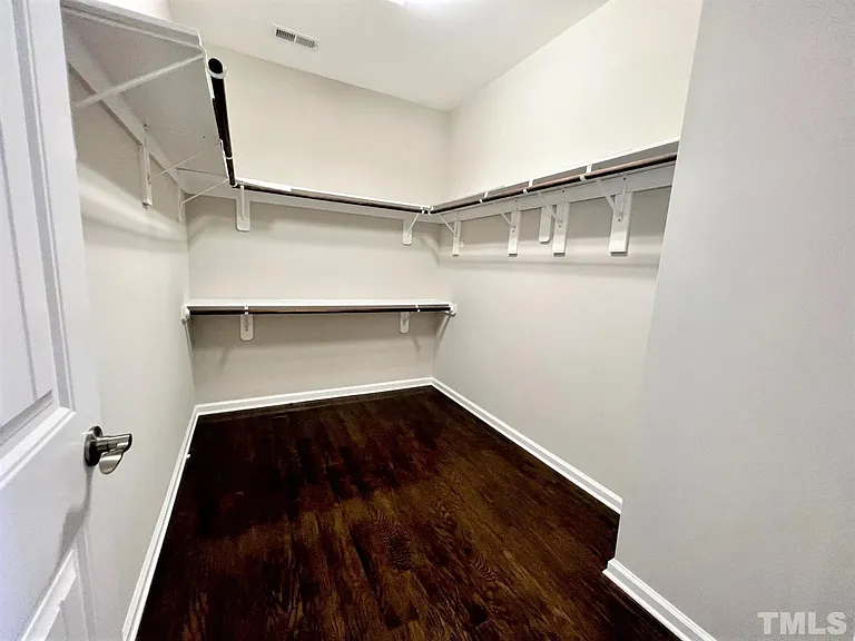416 Daylin Dr — Photo 30