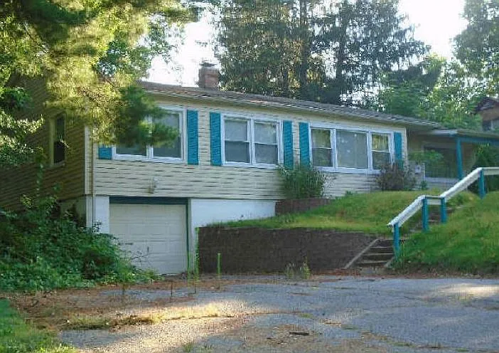 7111 Sharon Dr photo 1