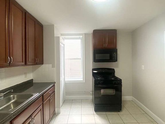 4th image of 6208 Palisade Ave #U18