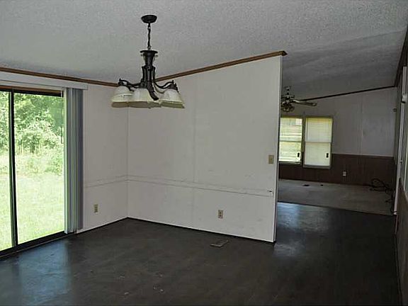 4th image of 187 Cody Pvt Dr