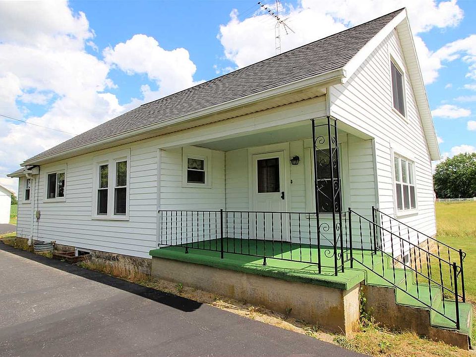 1st image of 140 S Main St