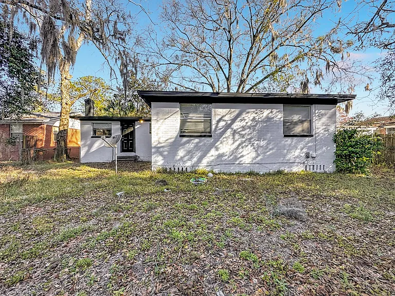 5330 Quan Dr — Photo 37