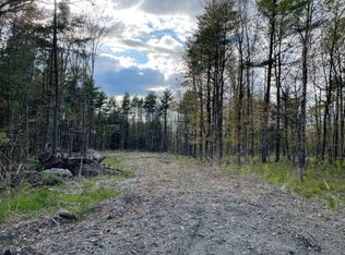 15 Coons Rd, Troy, NY 12180