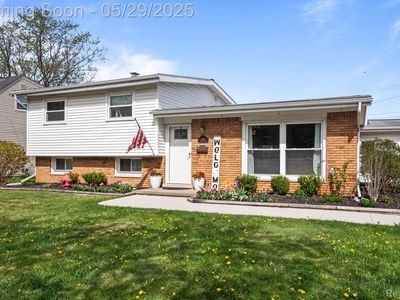 1128 Braeview Dr, Howell, MI, 48843