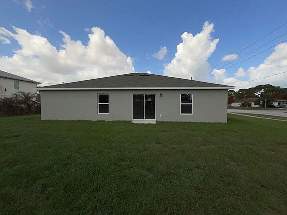 2nd image of 1701 SE Manth Ln