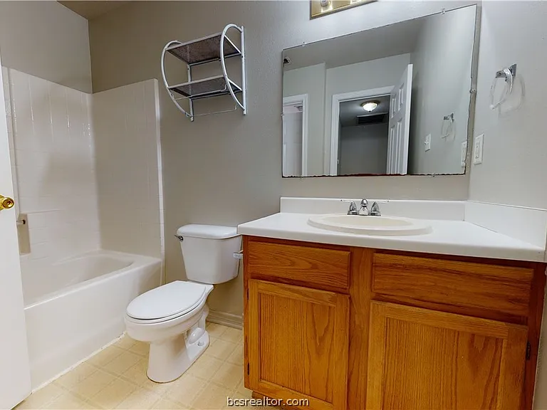 306 Cherry St #B — Photo 15